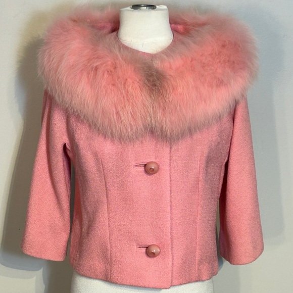 Vintage Jackets & Blazers - True Vintage 1960's cropped jacket with Dyed Fox Fur Collar